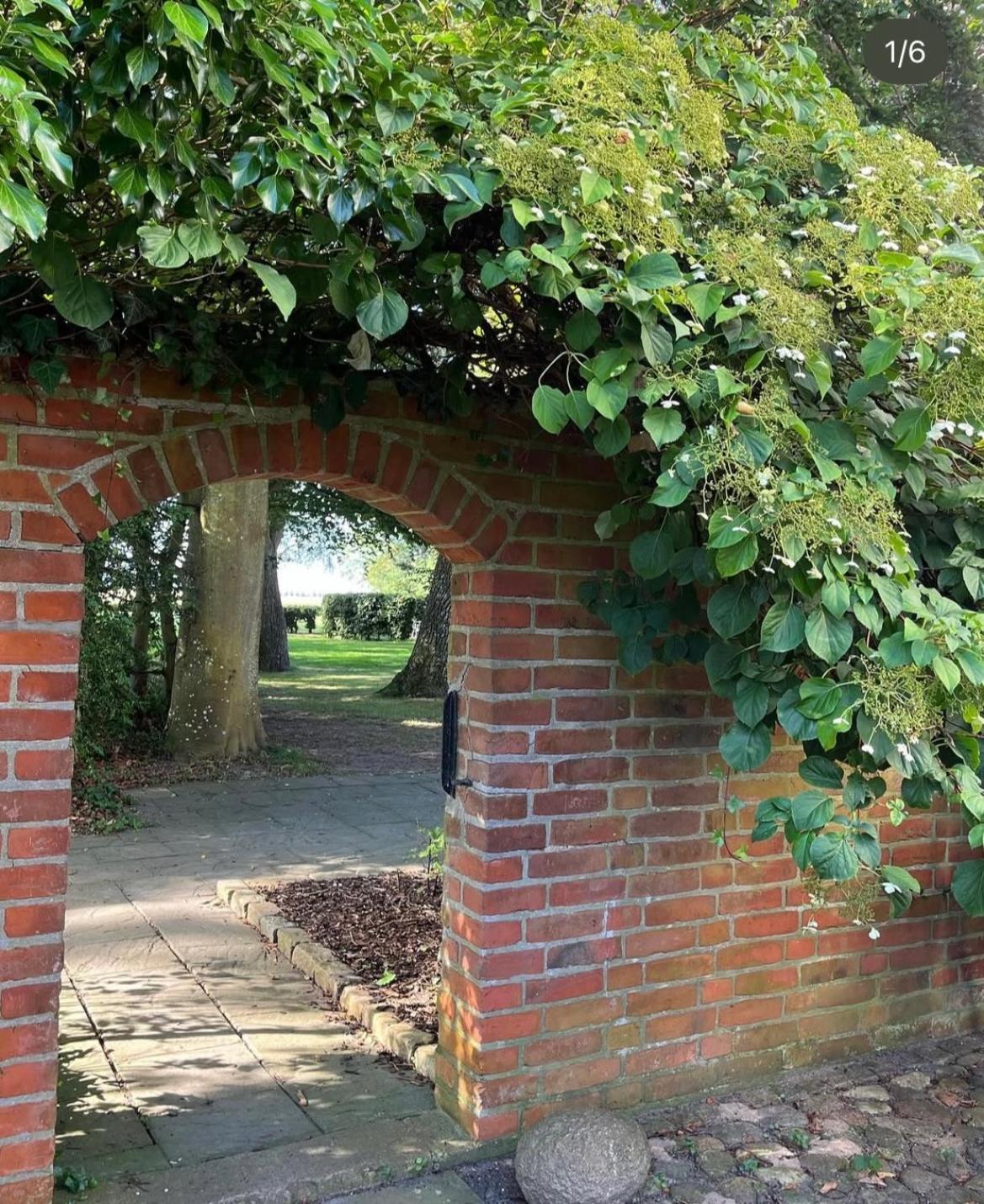 Aespoegarden Bed & Breakfast Klagstorp Zewnętrze zdjęcie